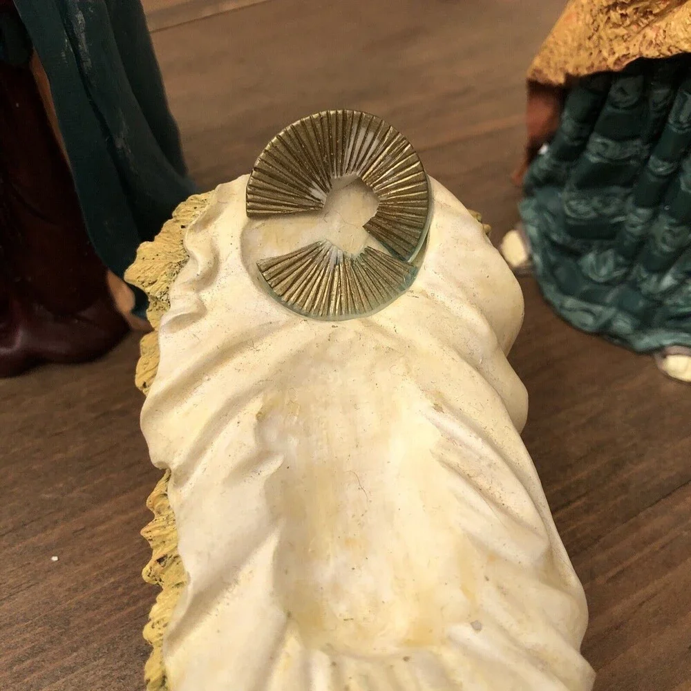 VINTAGE FLAMBRO RENAISSANCE NATIVITY RESIN JOSEPH MARY JESUS FIGURINES 1991